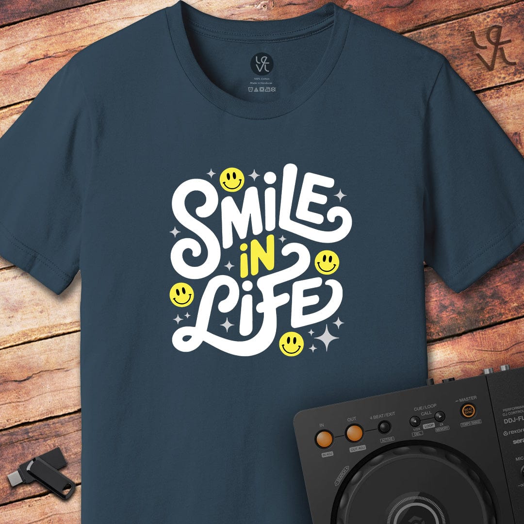 Smile in life Rave T-Shirt