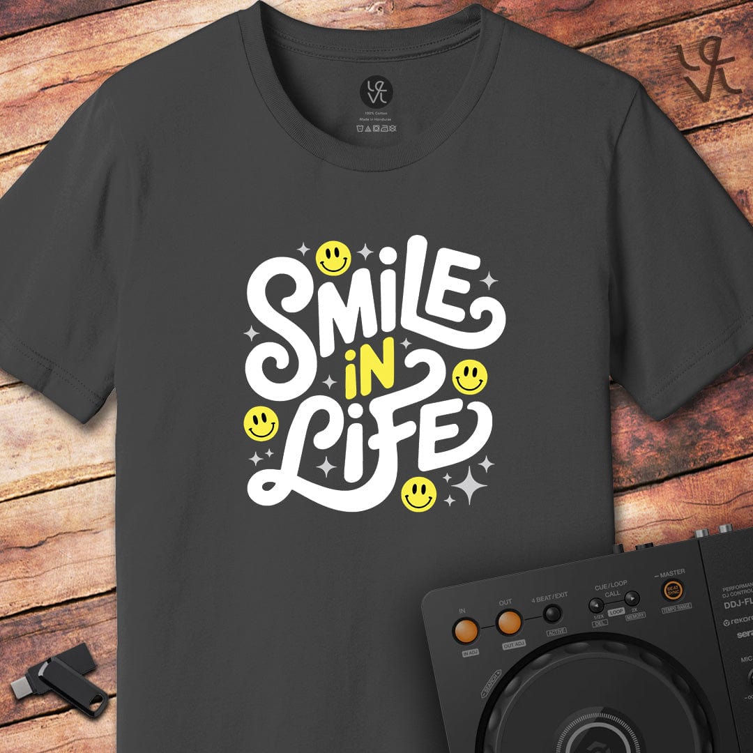 Smile in life Rave T-Shirt
